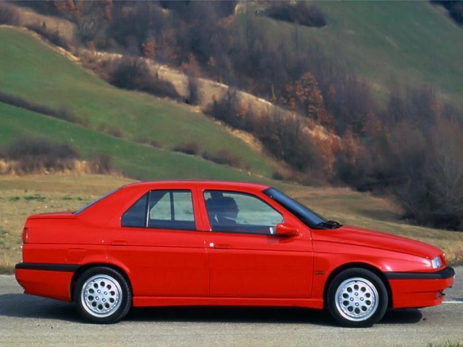  Alfa Romeo 155 Q4 (167) 1992 года  (фото 9 из 16)